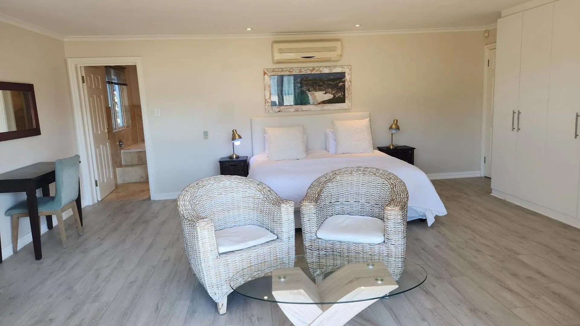 Konukevi Hout Bay Breeze Otel