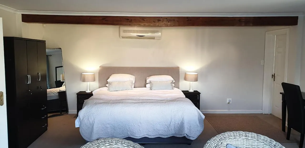 Hout Bay Breeze Otel